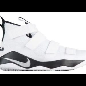NIKE LEBRON SOLDIER 11 - MENS SZ 10-11.5 NIB